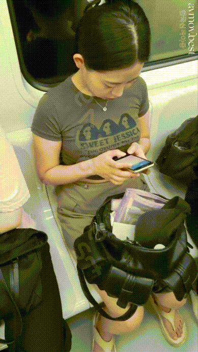 7fa3ed468deea0006b1ed125d2a45158_1730375939_3082.gif