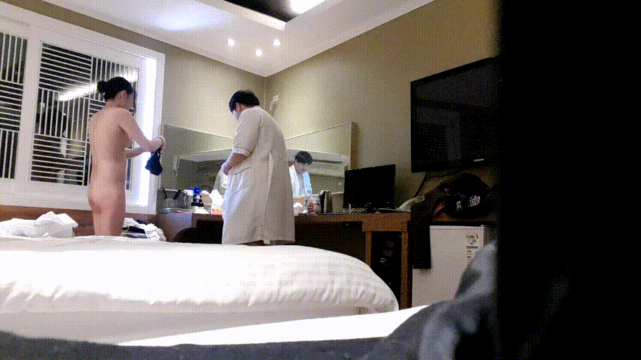97abd27c04de1643d19ef3f28e9a63d6_1730201725_0286.gif