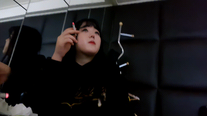d1e3398f5a4a03f7982d74fb1604348e_1730257342_962.gif