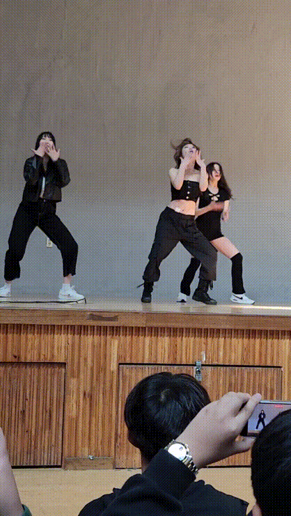 5c95955c7d4a54ea4284f38516b00869_1731746181_5375.gif