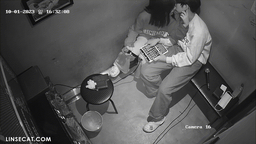 8195c11b43d076fb96b612917b2ff7d3_1730447041_0873.gif