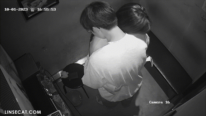 8195c11b43d076fb96b612917b2ff7d3_1730447044_6164.gif