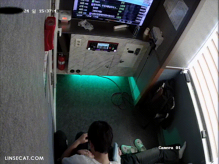 91e81b64f6d6590d0426b28d9c05158c_1730657550_2755.gif