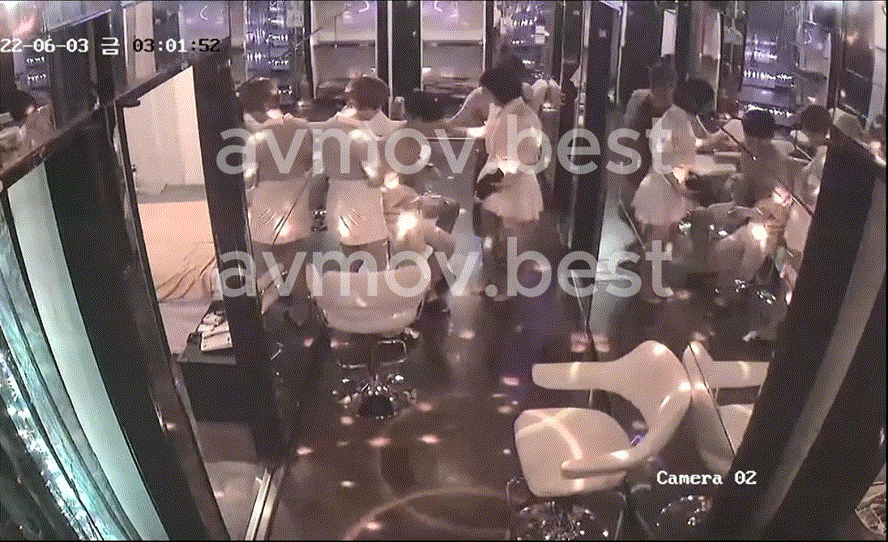 9a07d9f879dc7f9daa34c0ddec59b4cb_1730814741_2886.gif