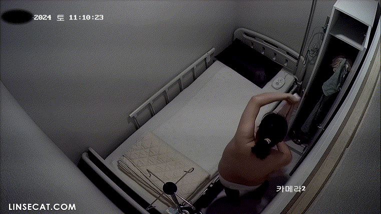 de8eb52c3f4a470d8c9a04615f17aab5_1730658181_8132.gif