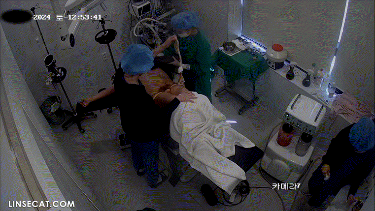 de8eb52c3f4a470d8c9a04615f17aab5_1730658201_435.gif