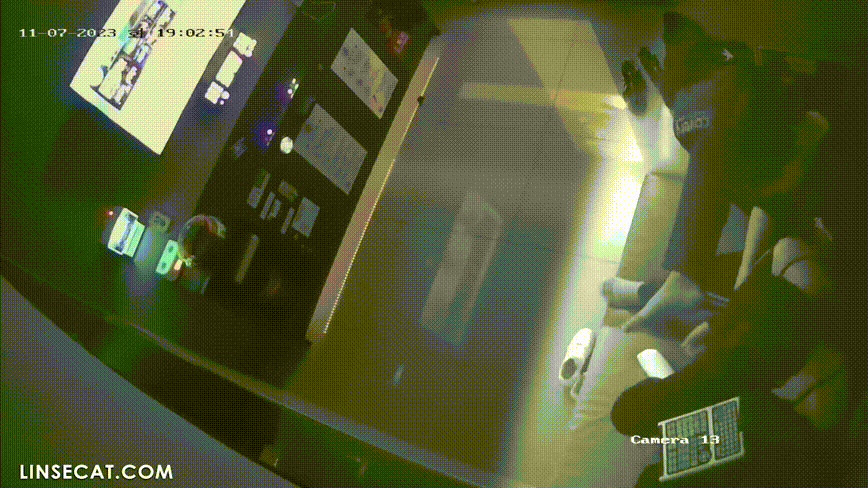 1ad954721de8ac79820abeb2171a6990_1734254456_6475.gif