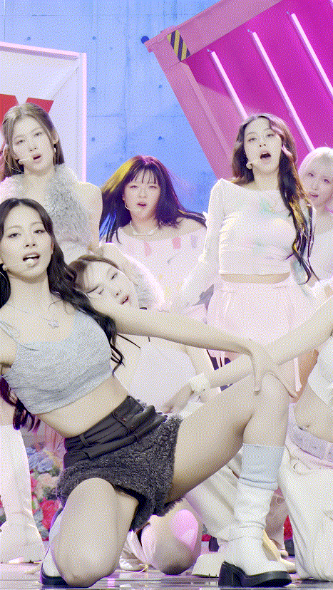 1ad954721de8ac79820abeb2171a6990_1734254834_283.gif