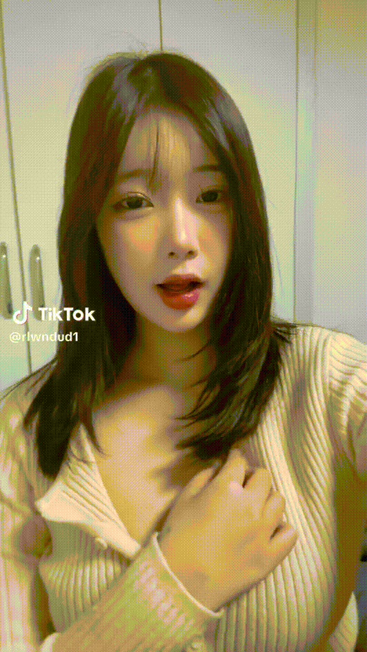 22a52afd976ed4a816cc95cf73e77362_1734507118_8671.gif