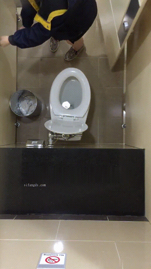 67b9eba2443ba7b27b489beb428886e0_1735575841_2414.gif