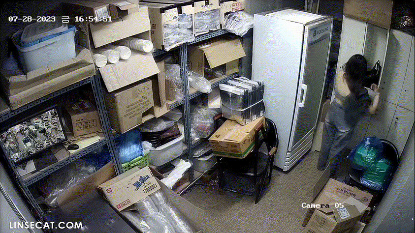8246170e77f9e306d65a565ca3f1afa3_1734854085_7754.gif