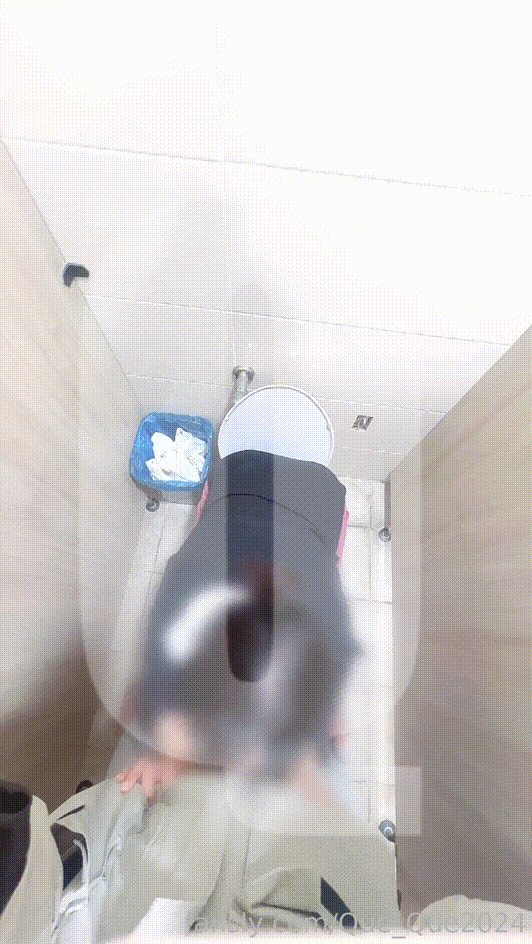 9dee25ccd6c2c6935e8edec4186ba706_1734426693_4398.gif