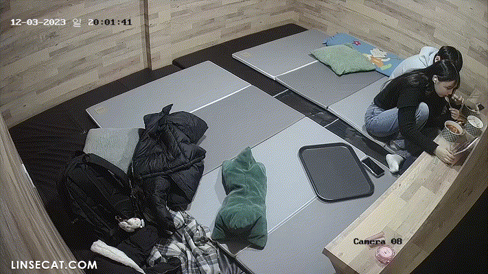 b15beb86af3b573e1919aab51b06d8ea_1733461049_2228.gif