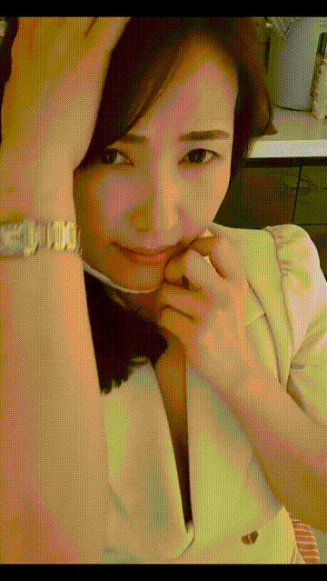 f64af1f3ff31ba9ba3bbe7e401993a71_1733735086_1636.gif