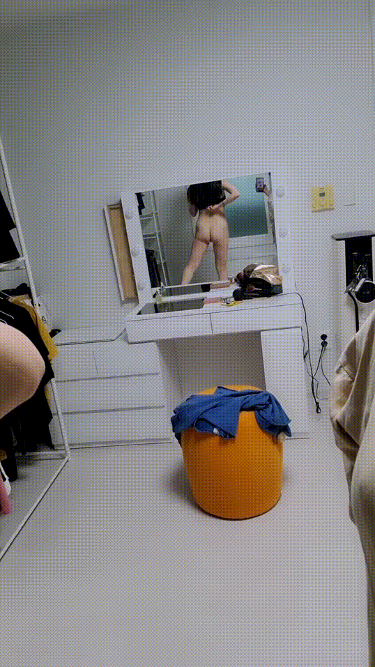 ff026b805cb87ba2b12394d115c94663_1735638122_1811.gif