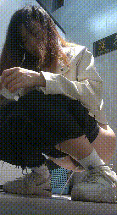 04f504cae773764e1c9e37c14e7c7047_1736418899_6281.gif