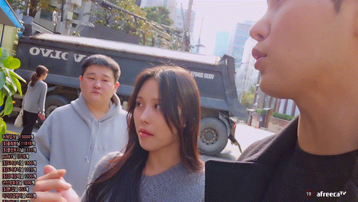 0b9060ec35830f45a2acd3596e9c57bd_1737023895_8673.gif