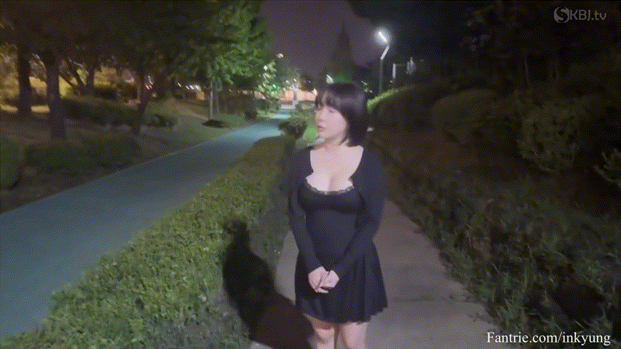 3126e6cd539fe167a30ce265c983e815_1735897045_8927.gif