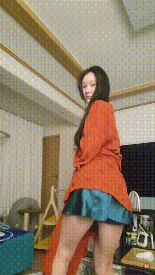 5ab494cf8211ae35c556b0e983405424_1738311863_0781.gif
