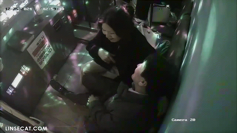 63b005f99934833c584e0ccbb1775c2e_1735803289_4264.gif