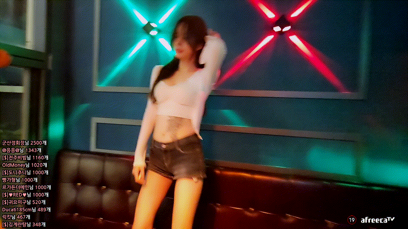 b6893325c3882f1f09a6332d766a893a_1738073639_2272.gif