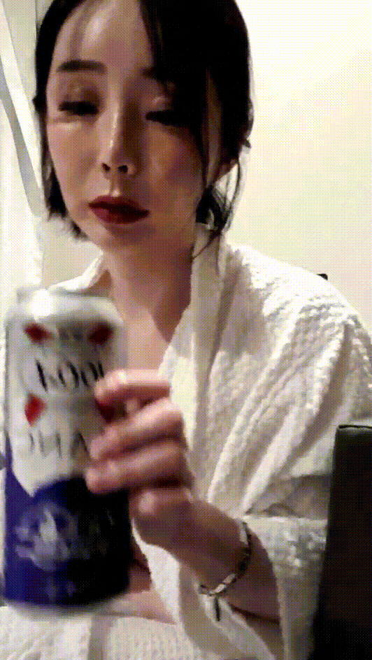 b6893325c3882f1f09a6332d766a893a_1738074269_5715.gif