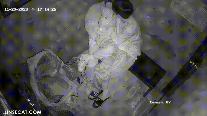 bd62c5fe8112ef4f541cca91dde37eb7_1737451205_2704.gif