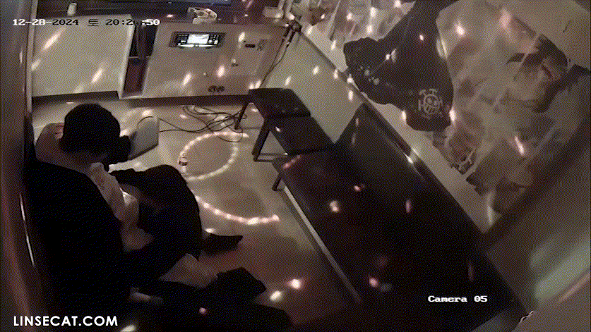 f2f86a3b9d44a36400cfae4fac1ec401_1736663901_7982.gif
