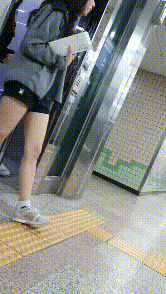 1023ca2dbb725301914d50ce7993db9b_1739879248_0805.gif