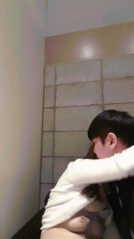 4ad4d95f13589b747e1612e4c32ffb1c_1739531642_9361.gif