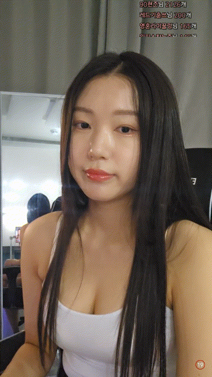 677a483945e10a3cd0cc0fb48fee6608_1738741408_2269.gif
