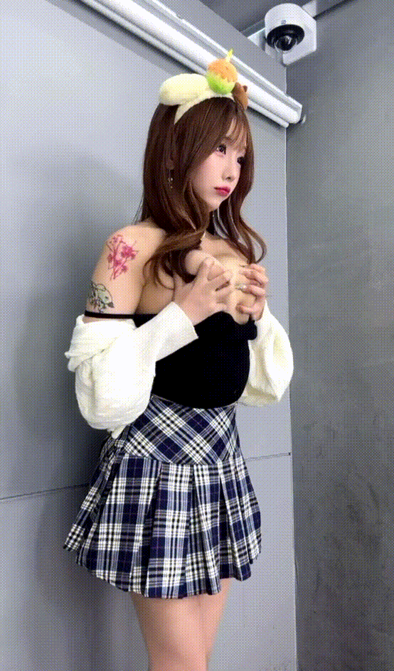 77d0ea120c2d9e76d55b0501a309b116_1739174680_3584.gif