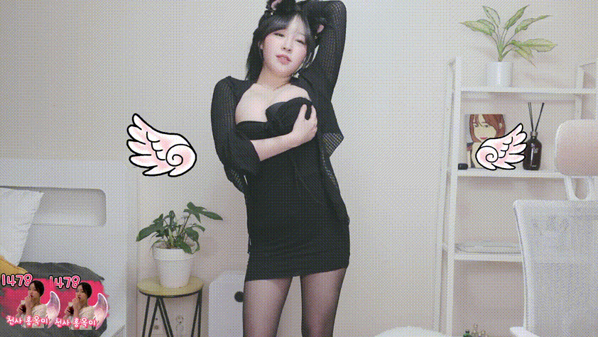 79914de52bf0bf10ce1ebbfb3fc7e721_1740132461_1005.gif
