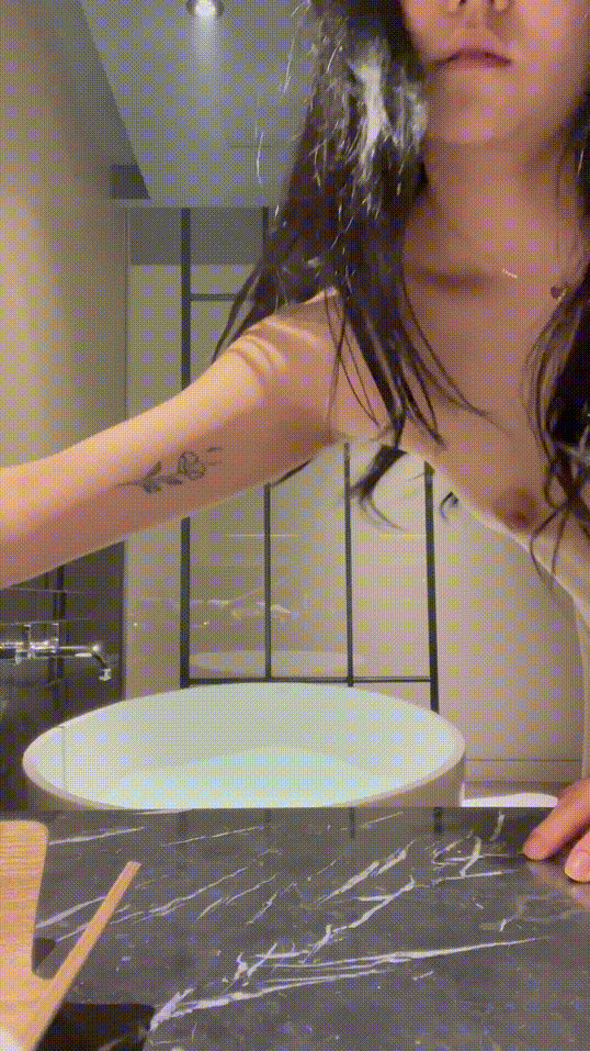 79ecb32b1c3874dc06e3afdec5dd62bb_1740657105_2483.gif