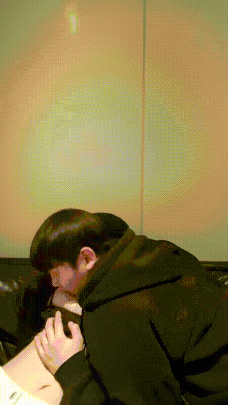 a33aec4ed7bb16ebb18da6ea01c1bc8c_1740137818_6846.gif