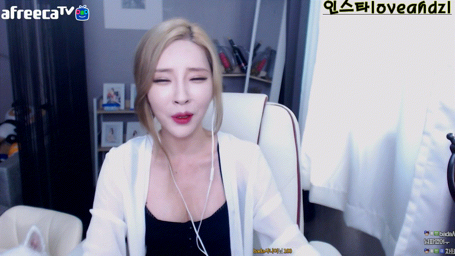 031d4eeba1689f6bd14d4621ec699d84_1741337745_2997.gif