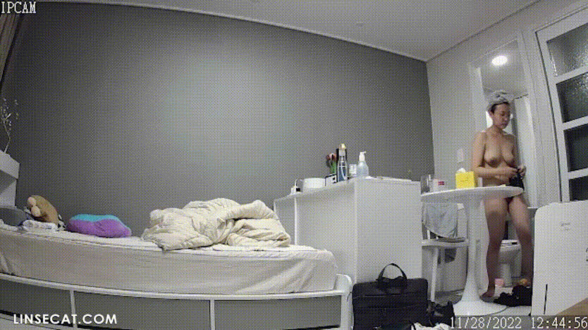 64696405638f9775cd3a29dc0a2b10dd_1740901502_4814.gif