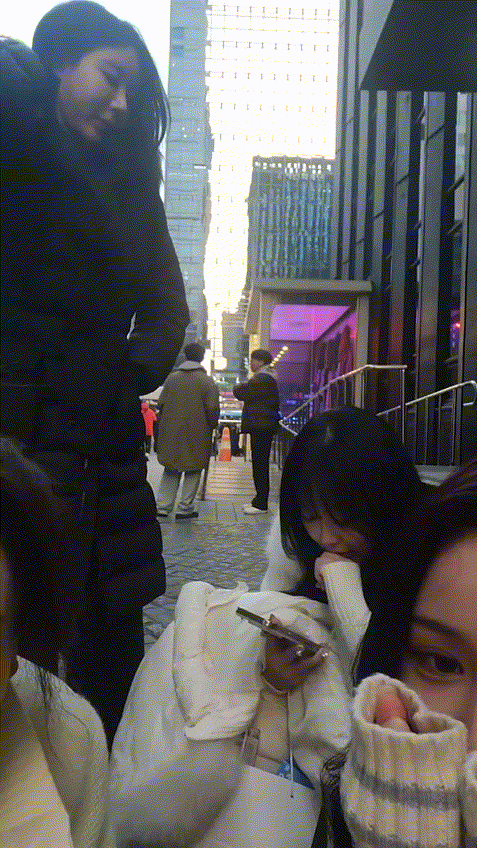 8a833566634c0a4c3ce1638aba5f167e_1741620663_9233.gif