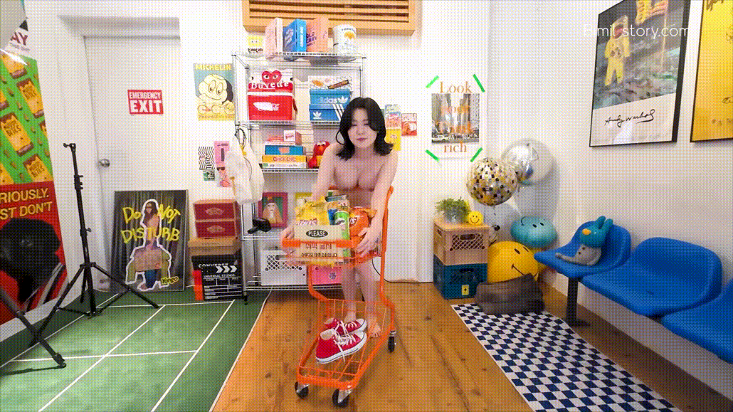 bdeb04c54ac19e209e229fb915535451_1742143393_3889.gif