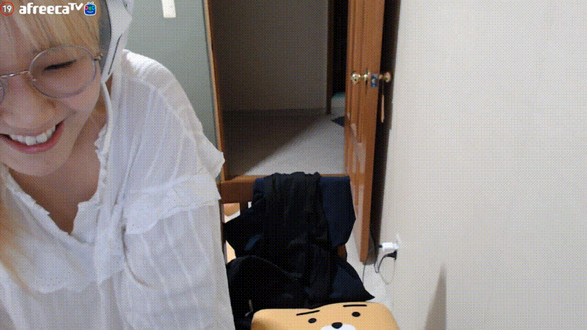 0a4ebf191f1e33e9a09e82d25cf5bb24_1743490798_4403.gif