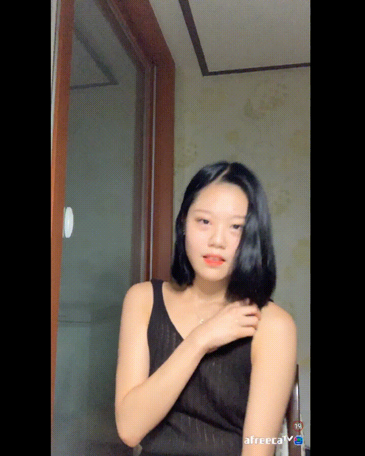 76486118bda2f018b67b440a8147b962_1744840900_2919.gif