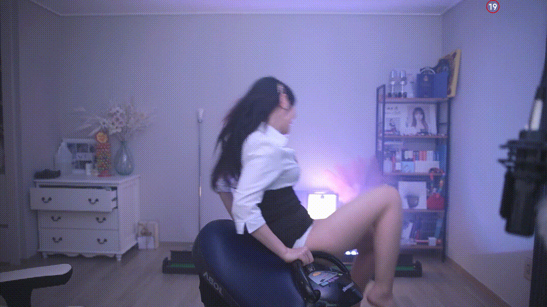 76c05c3a9e6f737f8d58d55760abc276_1744075890_3945.gif