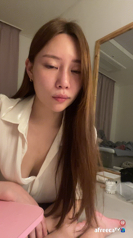 953fb31ce5449c2e8e8cdfe37933dc23_1745642040_3268.gif