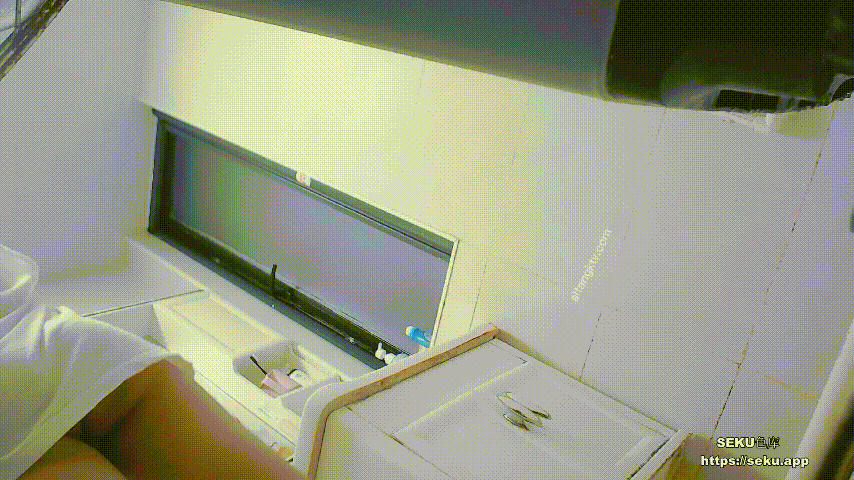 a04aff3bb847daeb9f66e1a4d57b5f05_1745729334_1357.gif
