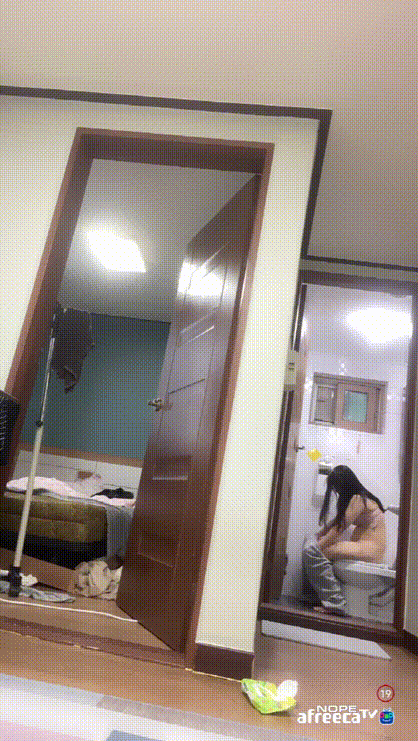 a0acb19d959543aae1107f0f90b4dba5_1744128617_5145.gif