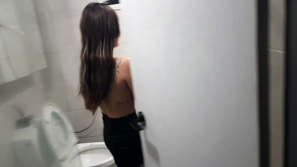 ab3aa3d22c82bd89d3d56fe0ac3a64fa_1745293376_8822.gif
