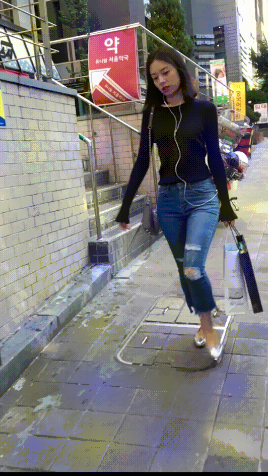 002702ef1d7420082a1a4c24e07cf553_1747072615_9982.gif