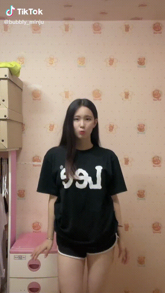 239a5f3055a69aaaf981f5abe8b3d96f_1748177898_3995.gif
