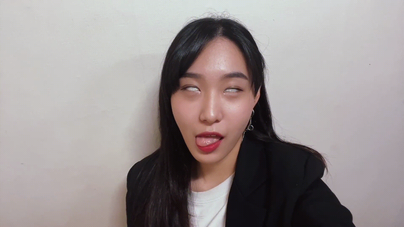 4688c82fffa78e201dc4ad46a5941c59_1746768128_2763.gif