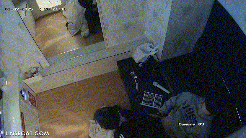 4d8775ff807ac6e53bd3c98ef8c58a83_1746940520_7944.gif